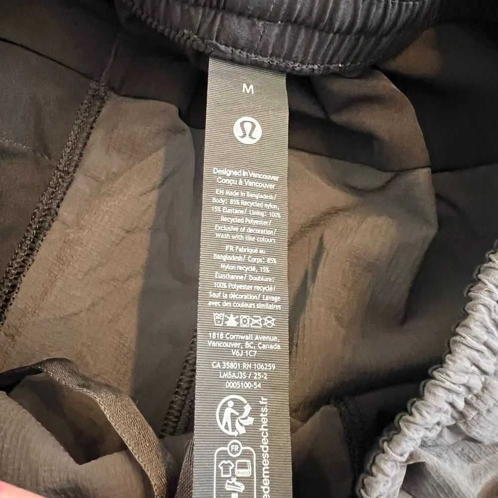 Lululemon Ripstop Pull-On Classic-Fit Pant - Size Medium - Picture 5 of 6